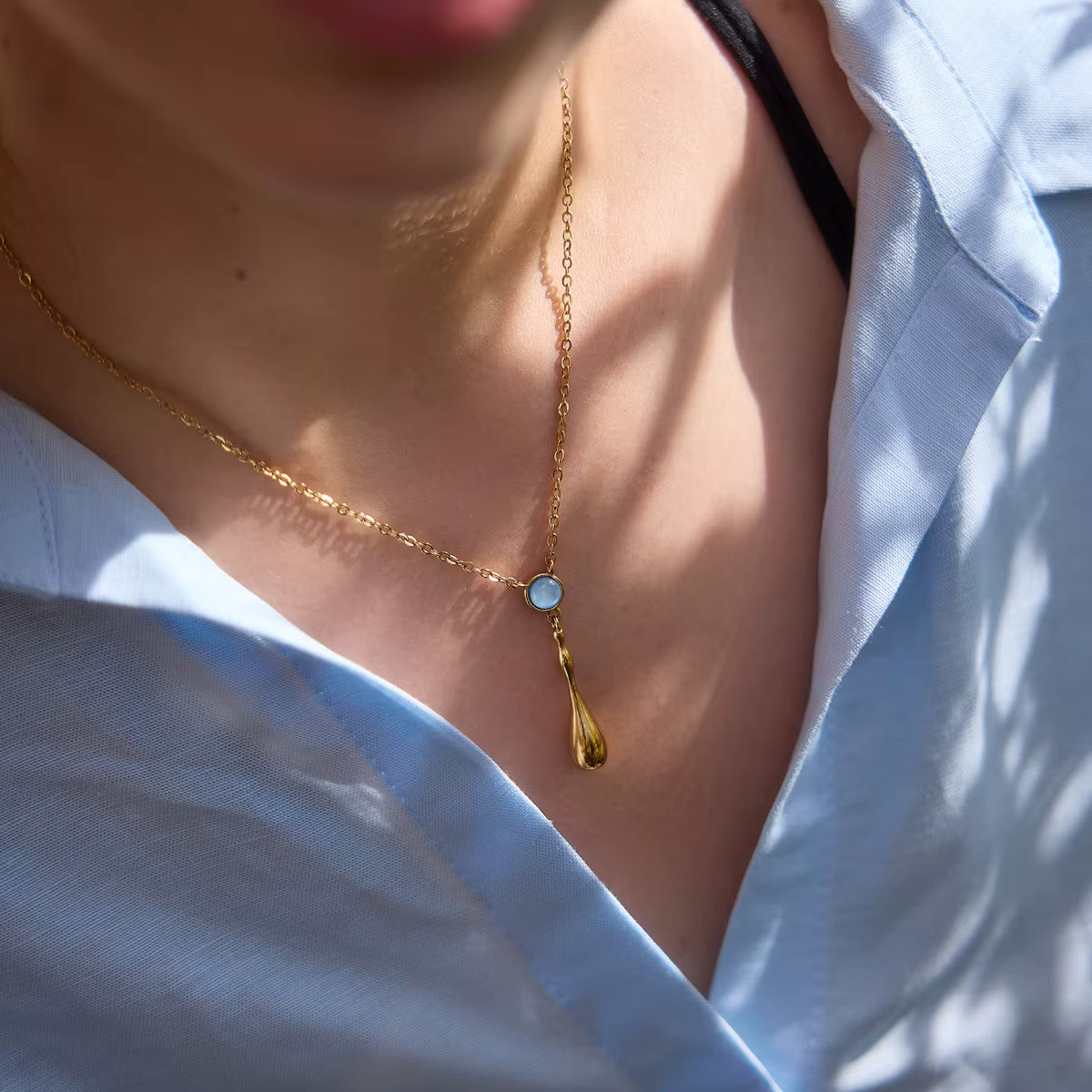 Golden Teardrop Necklace